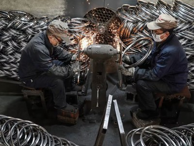 Xuất khẩu thép mạnh mẽ của Trung Quốc gây lo ngại về tình trạng dư cung trên toàn cầu