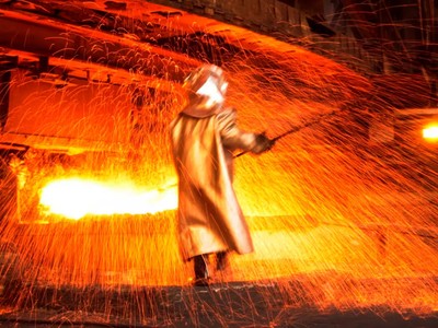 Indonesia tăng cường sản lượng niken bất chấp giá duy trì ở mức thấp