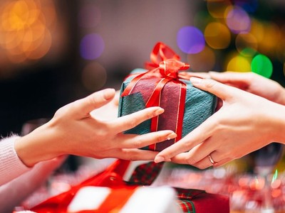 Độc lạ nhiều cách doanh nghiệp niêm yết hút nhà đầu tư tham dự Đại hội đồng cổ đông năm 2024