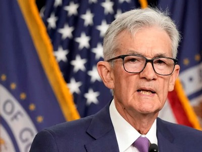 Fed tiếp tục giữ nguyên lãi suất ở mức cao nhất trong 23 năm