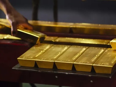 Hàng trăm tấn vàng ở châu Phi được buôn lậu vào UAE mỗi năm