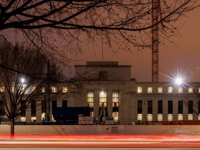 Fed đang tách biệt khỏi các ngân hàng trung ương toàn cầu về quyết định lãi suất