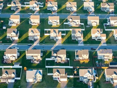 Vì sao giá nhà ở một số nền kinh tế lớn tăng vọt trở lại