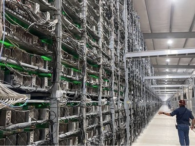 Các công ty khai thác Bitcoin theo đuổi sự bùng nổ AI thông qua hoạt động M&A