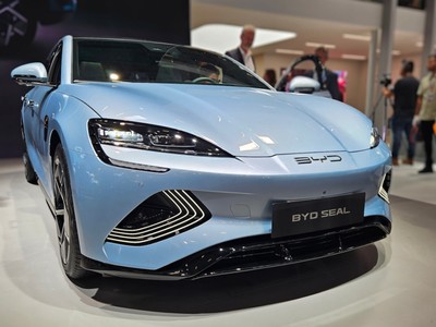 EU tiến tới áp dụng thuế quan tạm thời đối với xe điện nhập khẩu từ Trung Quốc