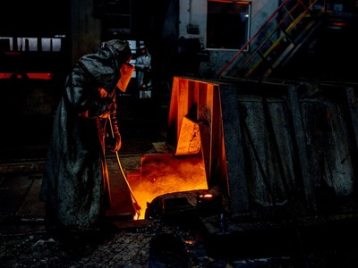 Giá hàng hóa đánh mất đà tăng trong năm nay khi thị trường tiêu thụ ảm đạm