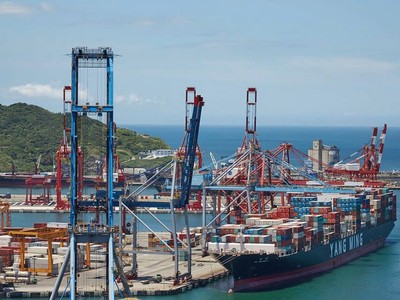 Thương mại của Trung Quốc với Đông Nam Á phải đối mặt với nhiều rào cản hơn trong bối cảnh dư thừa công suất