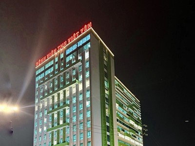 Tập đoàn Bệnh viện TNH (TNH) gia hạn thời gian trả nợ cho thành viên HĐQT