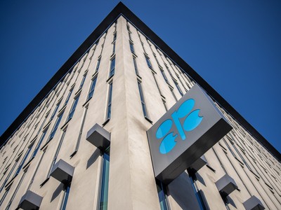 OPEC cắt giảm dự báo nhu cầu dầu toàn cầu