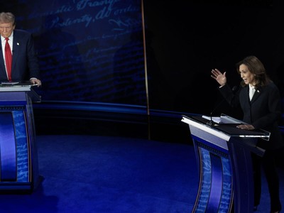 Cựu Tổng thống Donald Trump và Phó Tổng thống Kamala Harris tham gia cuộc tranh luận tổng thống tại Philadelphia, ngày 10/9/2024.