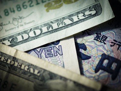 Đồng đô la Mỹ giao dịch trong tình trạng ảm đạm trước dự báo hạ lãi suất của Fed