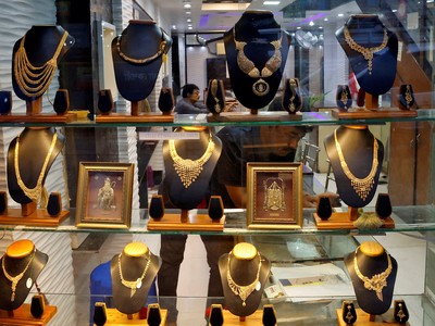 Giá vàng tăng làm tê liệt nhu cầu vàng vật chất ở các thị trường chính