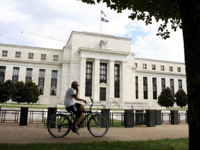 Fed có thể hạ lãi suất vào tuần tới