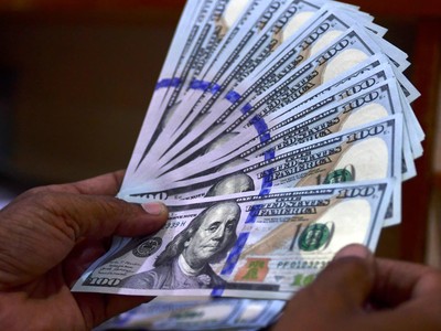 Các thị trường mới nổi tăng cường bảo vệ tiền tệ khi đồng đô la tăng mạnh