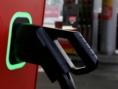 Doanh số bán xe điện toàn cầu sẽ đạt 20 triệu vào năm 2025