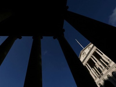 BoE giữ nguyên lãi suất trong bối cảnh nền kinh tế suy yếu