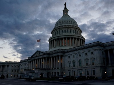 CBO dự báo thâm hụt ngân sách của Mỹ sẽ tăng đáng kể trong 30 năm tới