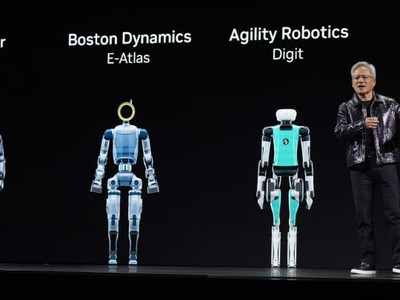 Jensen Huang, CEO của Nvidia giới thiệu các mẫu hình robot hình người