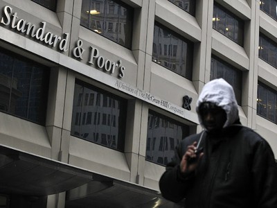 S&P Global sẽ xem xét lại tất cả các dự báo toàn cầu sau cú sốc thuế quan của Mỹ