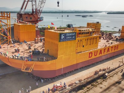 Tập đoàn Đua Fat (DFF) bị phạt 470 triệu đồng do vi phạm hàng loạt nghĩa vụ công bố thông tin