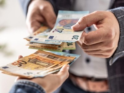 Niềm tin vào đồng euro tăng vọt