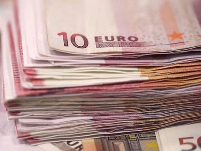 Đồng euro có đợt tăng giá dài nhất kể từ năm 2017 khi đồng đô la suy yếu