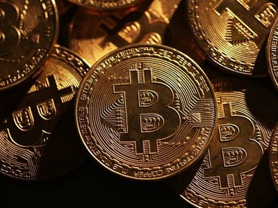 Bitcoin lần đầu tiên vượt mốc 120.000 USD