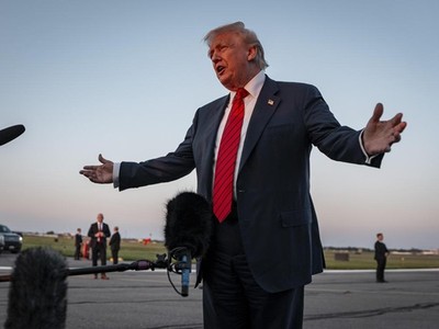 Tổng thống Trump: Thuế quan đối với dược phẩm có thể lên tới 250%