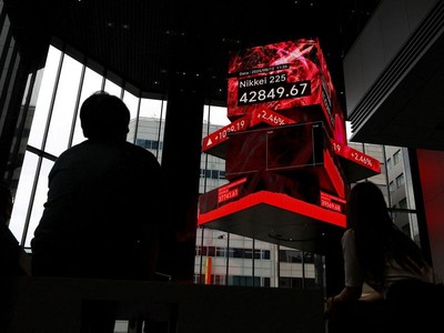 Rủi ro nợ đang bao trùm lĩnh vực bất động sản Hồng Kông 