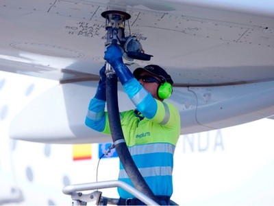 Châu Âu lập kỷ lục nhập khẩu nhiên liệu máy bay từ châu Á trong mùa hè