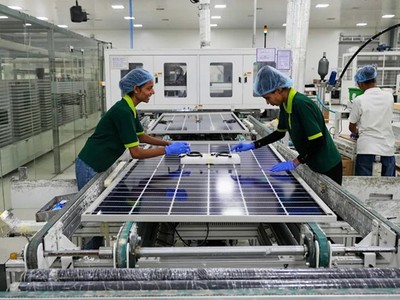 Ấn Độ đẩy mạnh sản xuất năng lượng mặt trời