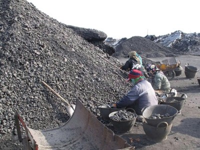 Trung Quốc cắt giảm mục tiêu tăng trưởng sản lượng các kim loại chủ chốt