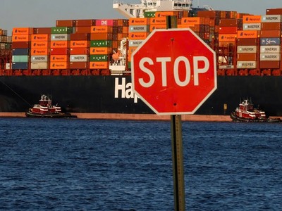 WTO nâng dự báo tăng trưởng thương mại toàn cầu năm 2025