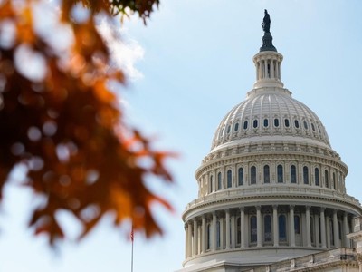 Hạ viện Mỹ thông qua dự luật tài trợ để chấm dứt tình trạng chính phủ đóng cửa 