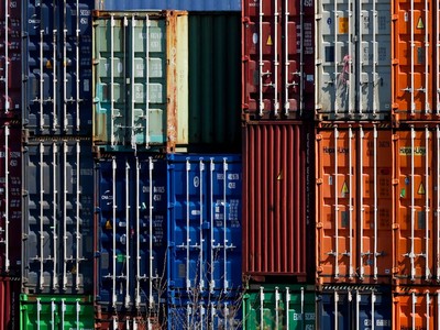 Doanh thu thuế quan Mỹ giảm tốc, báo hiệu sự thay đổi chính sách