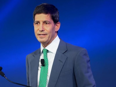 Ông Kevin Warsh.