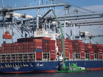 Thuế quan Mỹ tăng thu ngân sách nhưng gây thiếu hụt tài chính cho doanh nghiệp