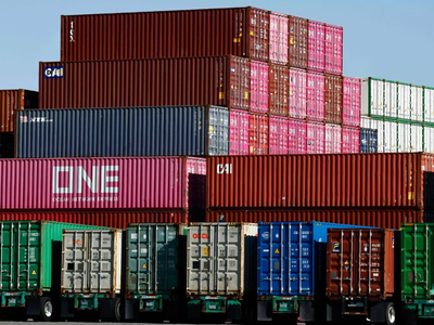 Mỹ sẽ ngừng thu thuế quan đối ứng vào ngày 24/2