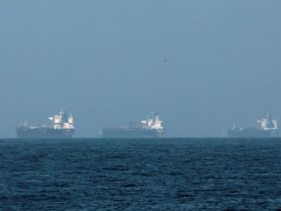 Dầu WTI của Mỹ ghi nhận mức tăng tuần lớn nhất kể từ 1983 do chiến sự Trung Đông