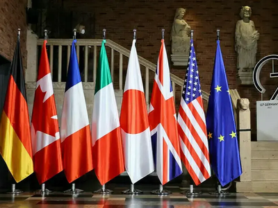 G7 xem xét kế hoạch giải phóng lượng dự trữ dầu khẩn cấp để ổn định thị trường