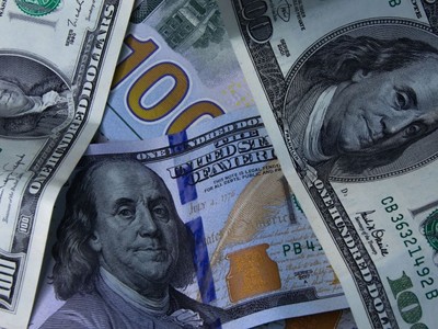 Đồng đô la hưởng lợi trong bối cảnh bất ổn gia tăng