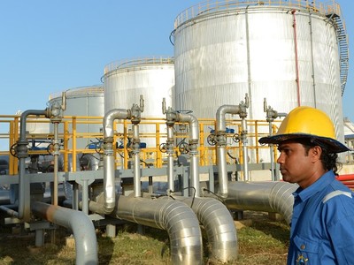 Cú sốc dầu Iran gợi nhớ khủng hoảng năm 1997, nhưng lịch sử có thể không lặp lại