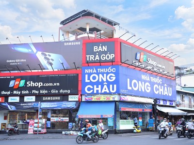 6 tháng đầu năm 2026, FPT Retail (FRT) đạt doanh thu 30.743 tỷ đồng 