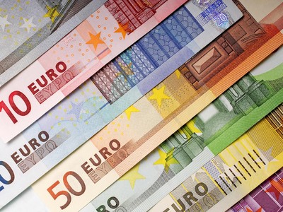 Lạm phát ở châu Âu tăng lên 3,6% trong tháng 9, cao nhất 10 năm qua