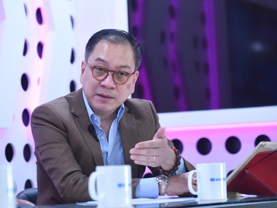 Ông Quan Đức Hoàng - Chủ tịch 2 quỹ là Quỹ Green Fund và Quỹ A+ trao đổi tại Talkshow Chọn Danh Mục kỳ 7 “Hiểu doanh nghiệp để không lạc lối”. Ảnh: Dũng Minh