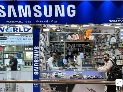 Cửa hàng bán điện thoại Samsung tại Ấn Độ