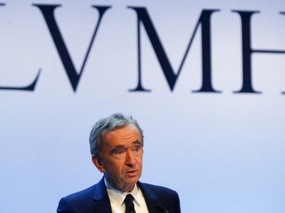 Tài sản của ông vua hàng hiệu Bernard Arnault tăng vọt lên 210 tỷ USD