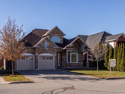 Thị trường bất động sản Canada đang phải chịu tác động lớn bởi lãi suất vay tăng cao