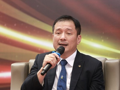 Ông Lê Nguyễn Đoan Duy, Giám đốc Phát triển Kinh doanh, Tập đoàn Nguyên liệu Á Châu (AIG) trao đổi tại Hội thảo.