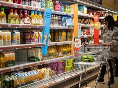 Lạm phát tại Anh trong tháng 4 giảm xuống dưới 2 con số nhưng vẫn ở mức cao